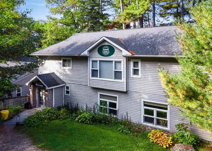 Muskoka Waterfront Retreat