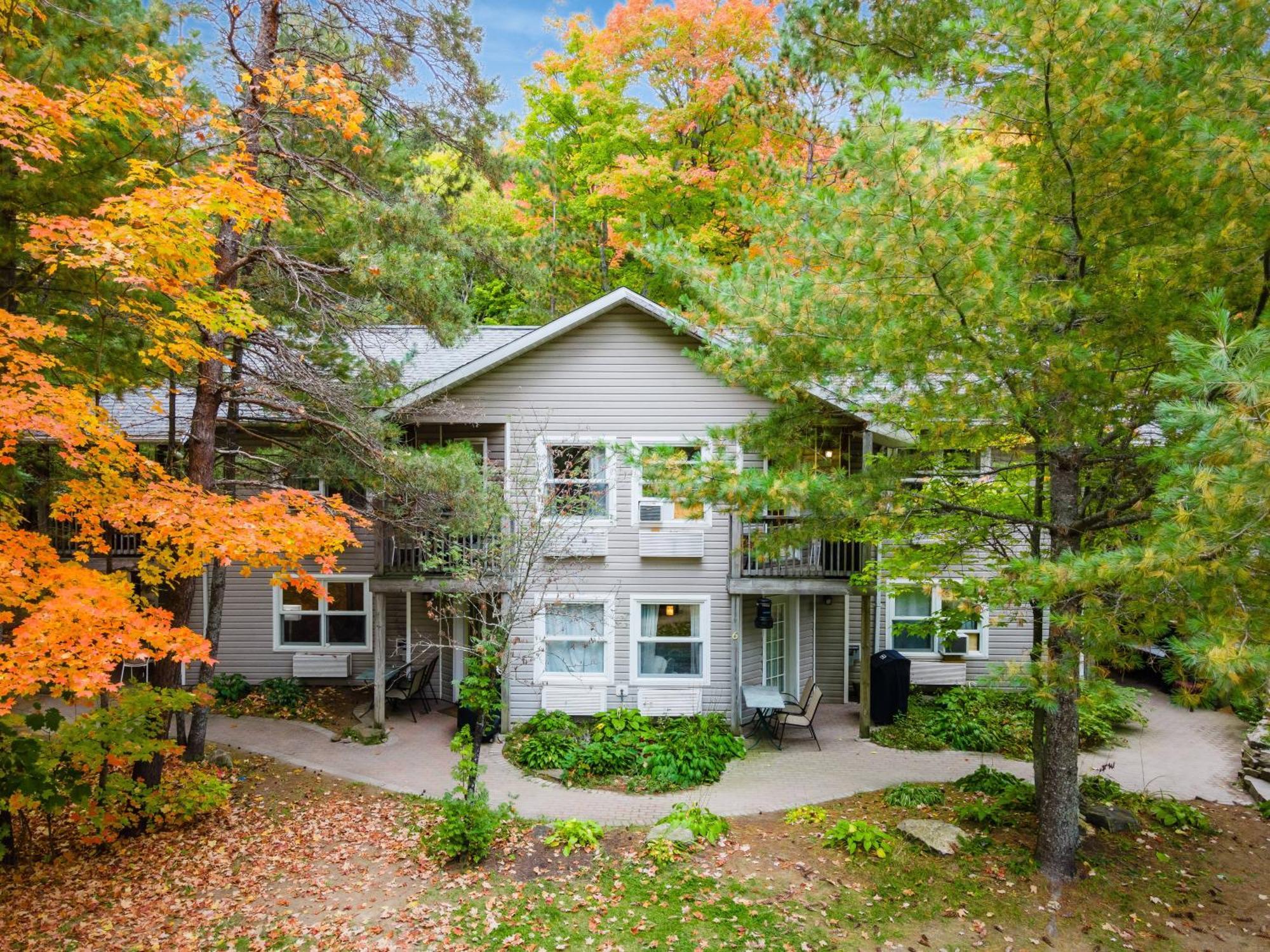 Muskoka Waterfront Retreat Hébergement de vacances