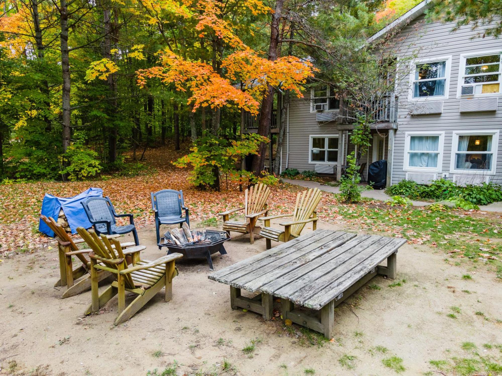 Muskoka Waterfront Retreat Hébergement de vacances Dwight